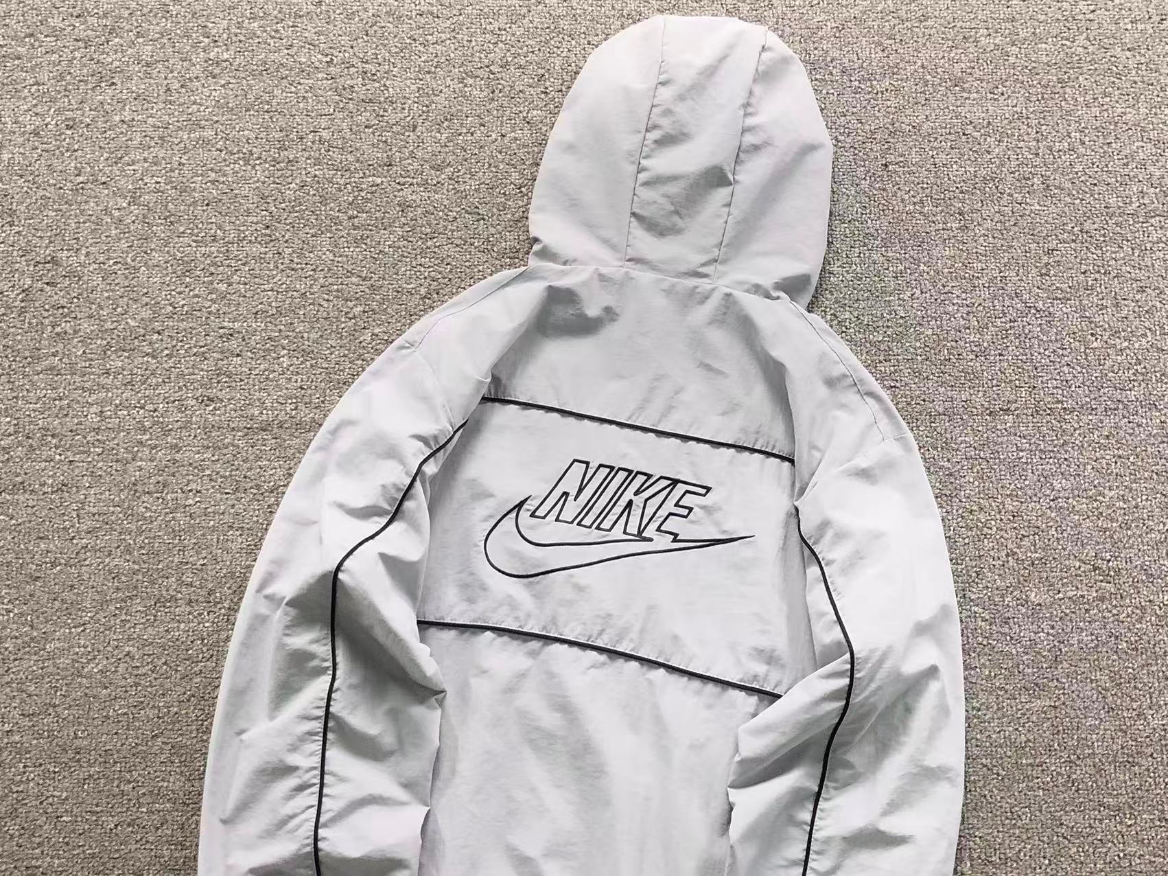 Jaqueta Nike Club Athlete