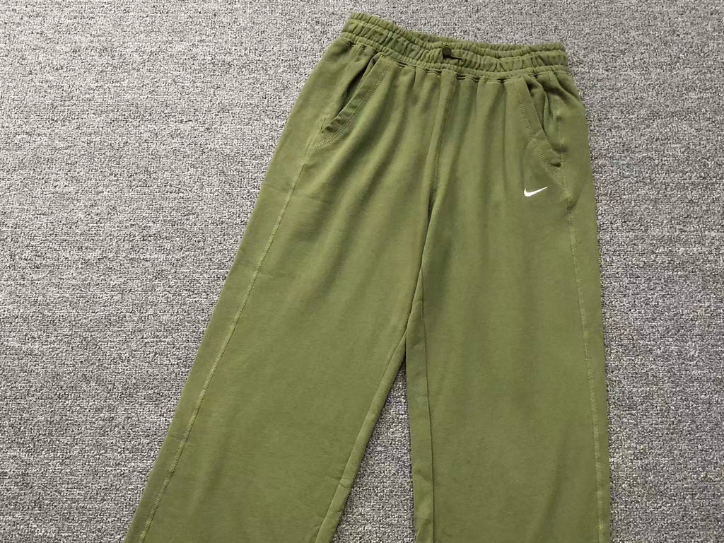 Calça corte reto Nike
