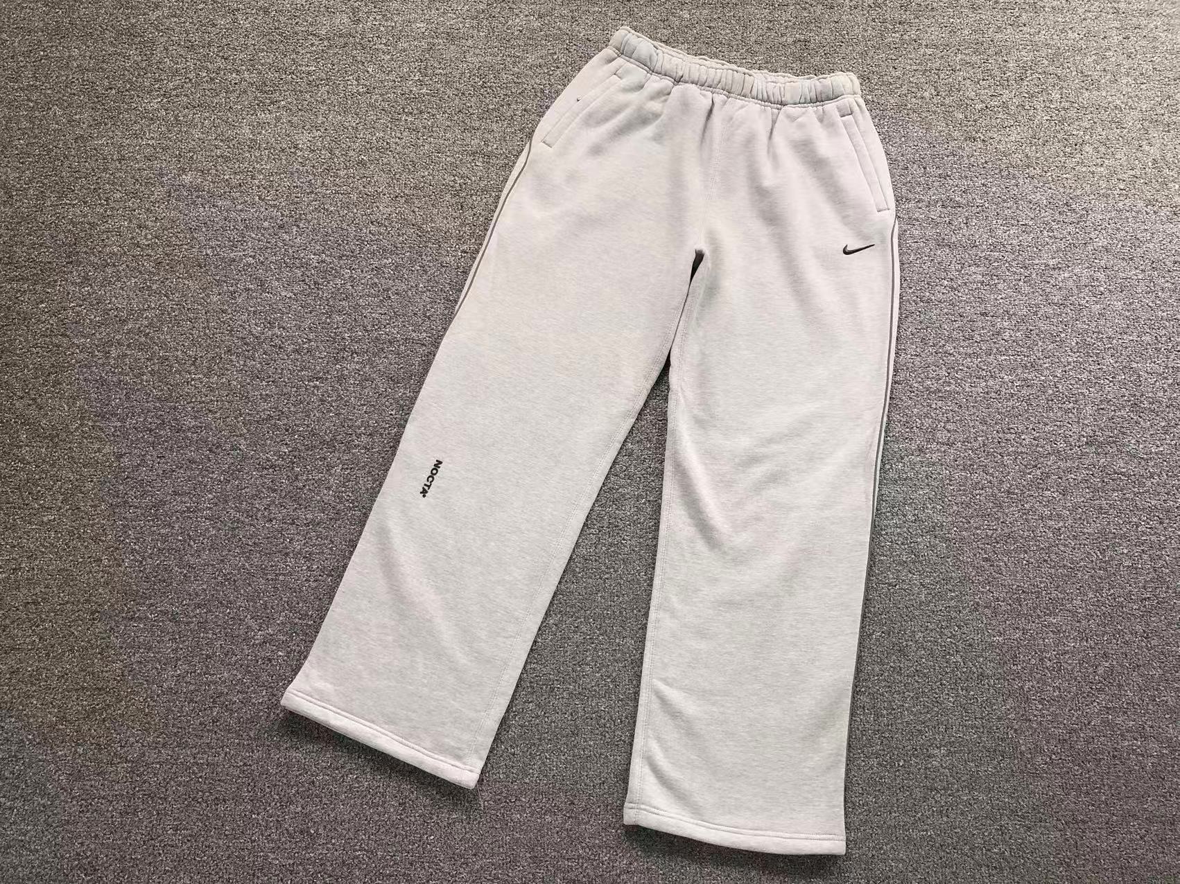 Calça de moletom colaboração Nike x NOCTA