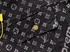 Jaqueta Louis Vuitton x Supreme Jacquard Denim Trucker Jacket