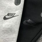 Calça Nike Sportswear Tech Fleece