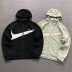 Casaco Nike com capuz modelo Nike Dri-FIT Energy