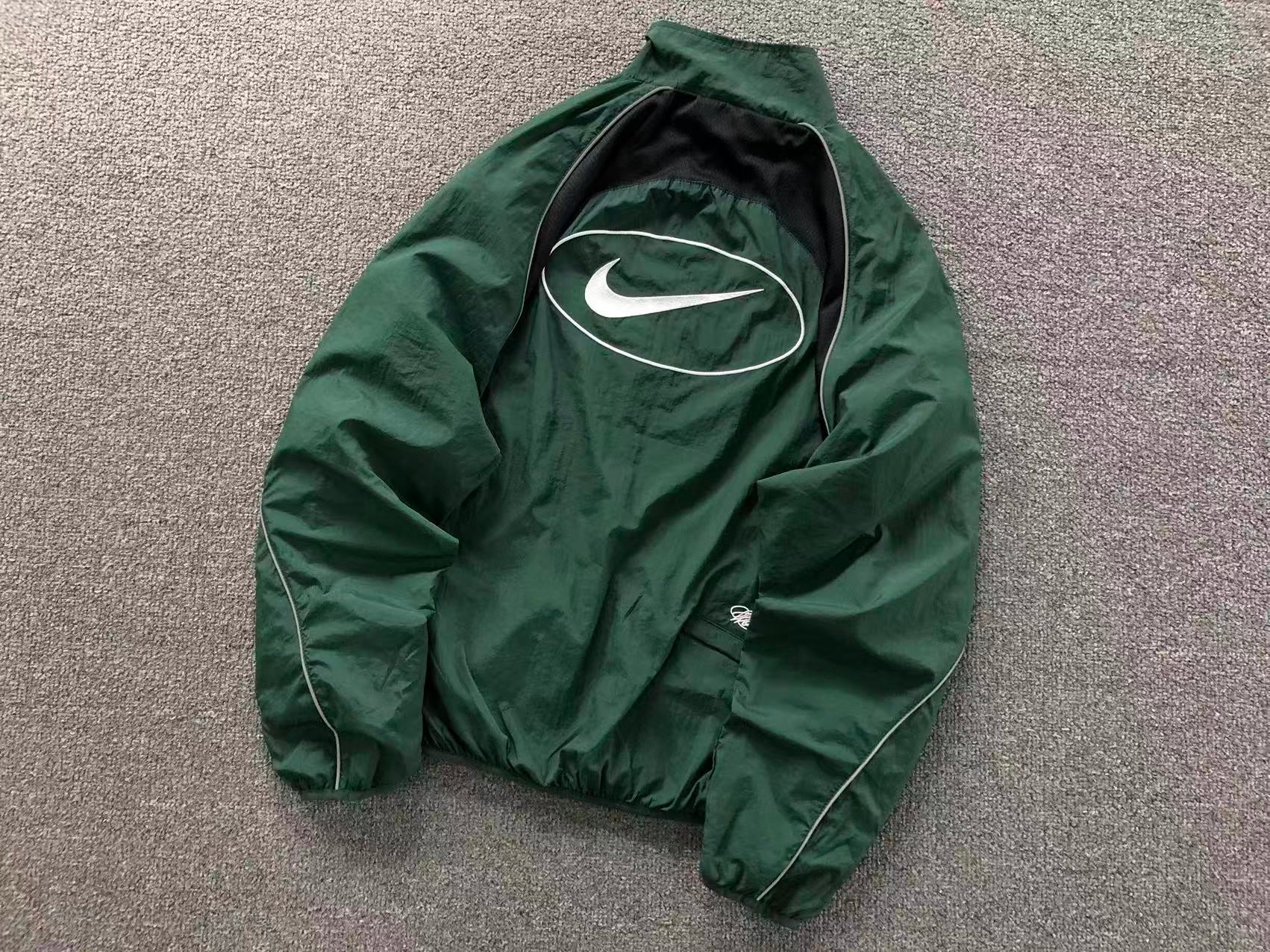 Jaqueta Nike x Supreme Track Jacket