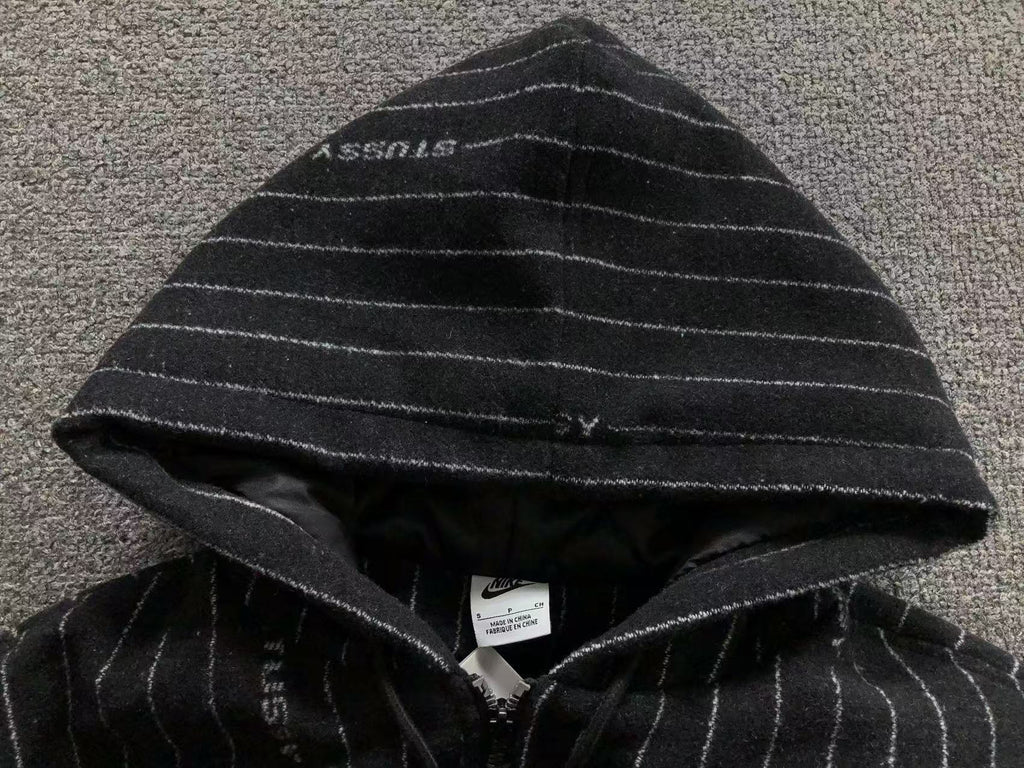 Blusa Nike x Stüssy Striped Woo