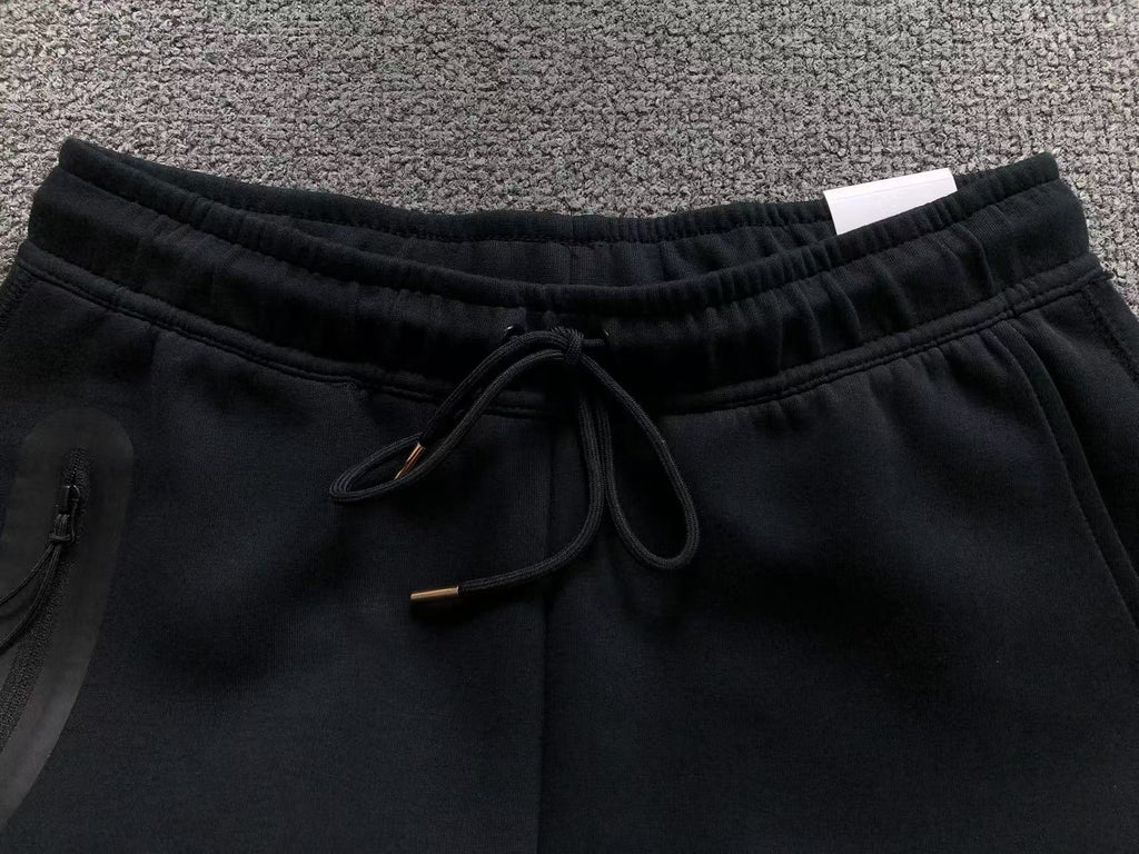 Calça agasalho Nike x Syna World