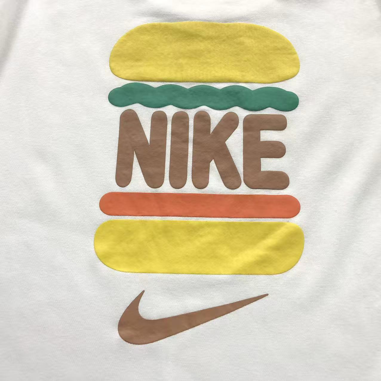 Blusa Nike Burger Graphic Crewneck