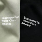 Casaco Nike com capuz modelo Nike Dri-FIT Energy