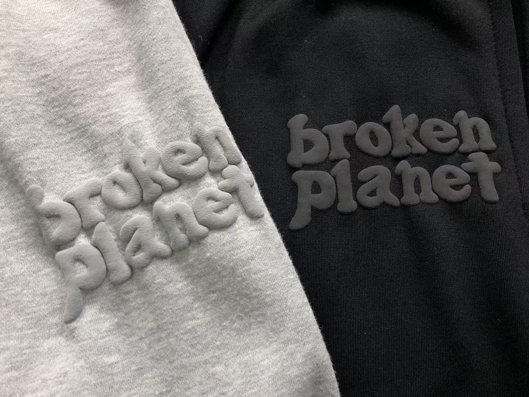 Calça Moletom Broken Planet