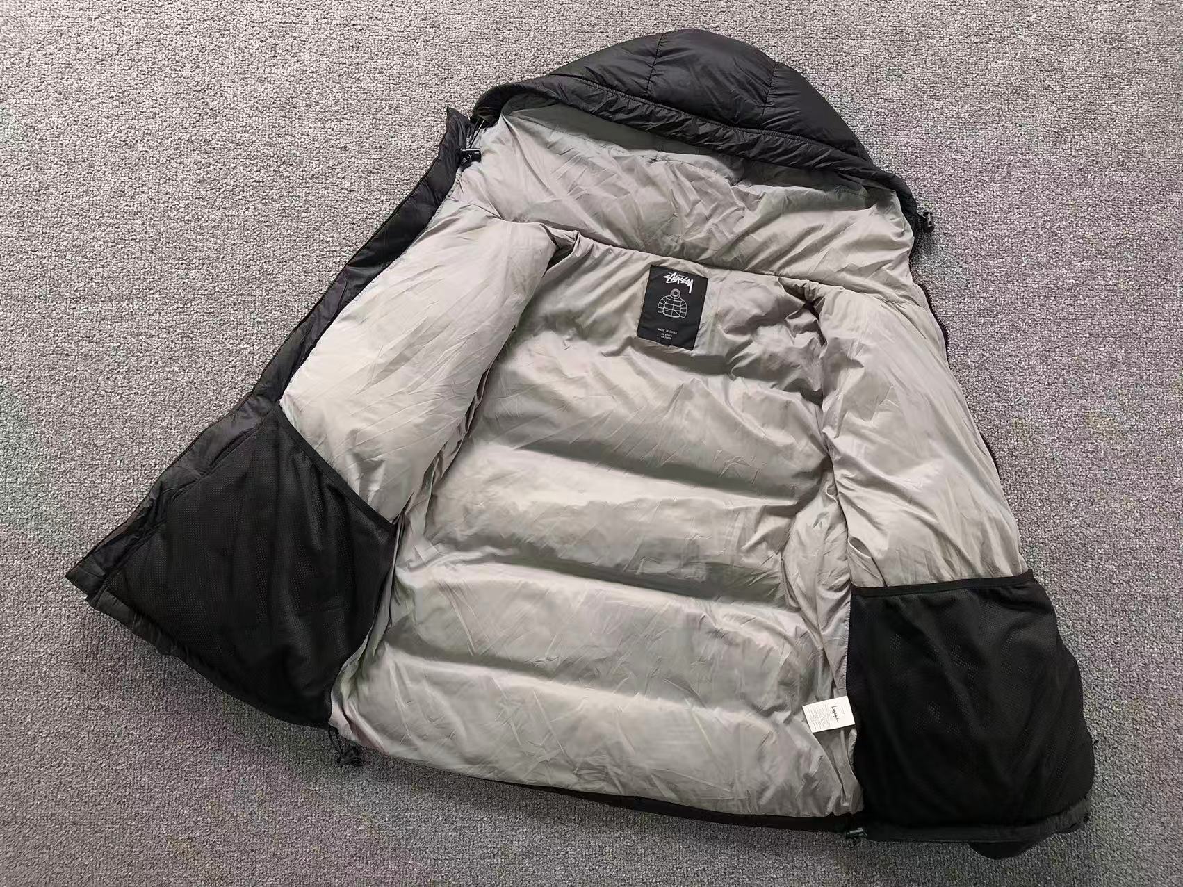 Jaqueta Puffer da Stussy