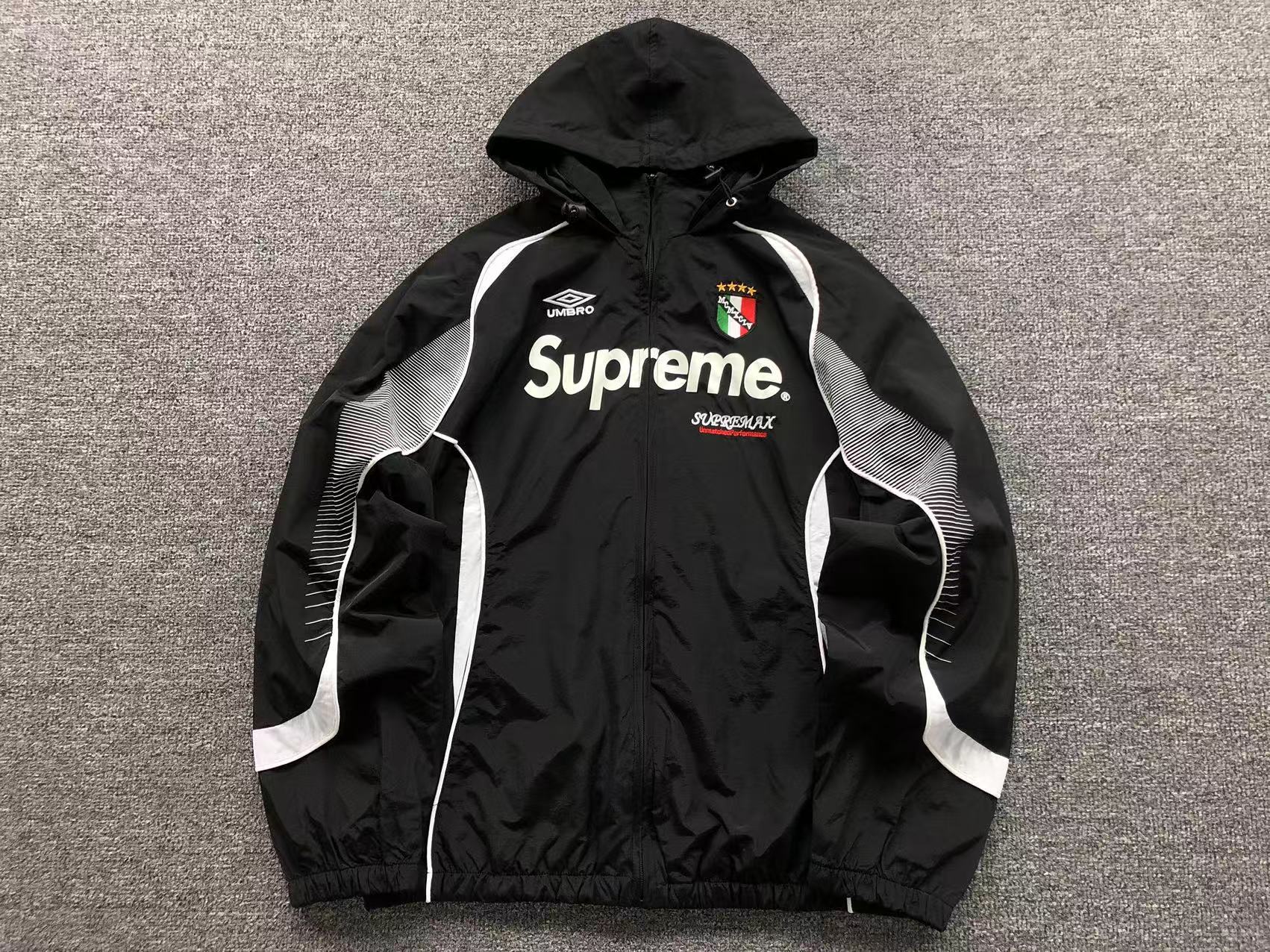 jaqueta corta-vento preta Supreme x Umbro Track Jacket