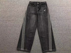 Calças jeans Adidas de corte amplo loose