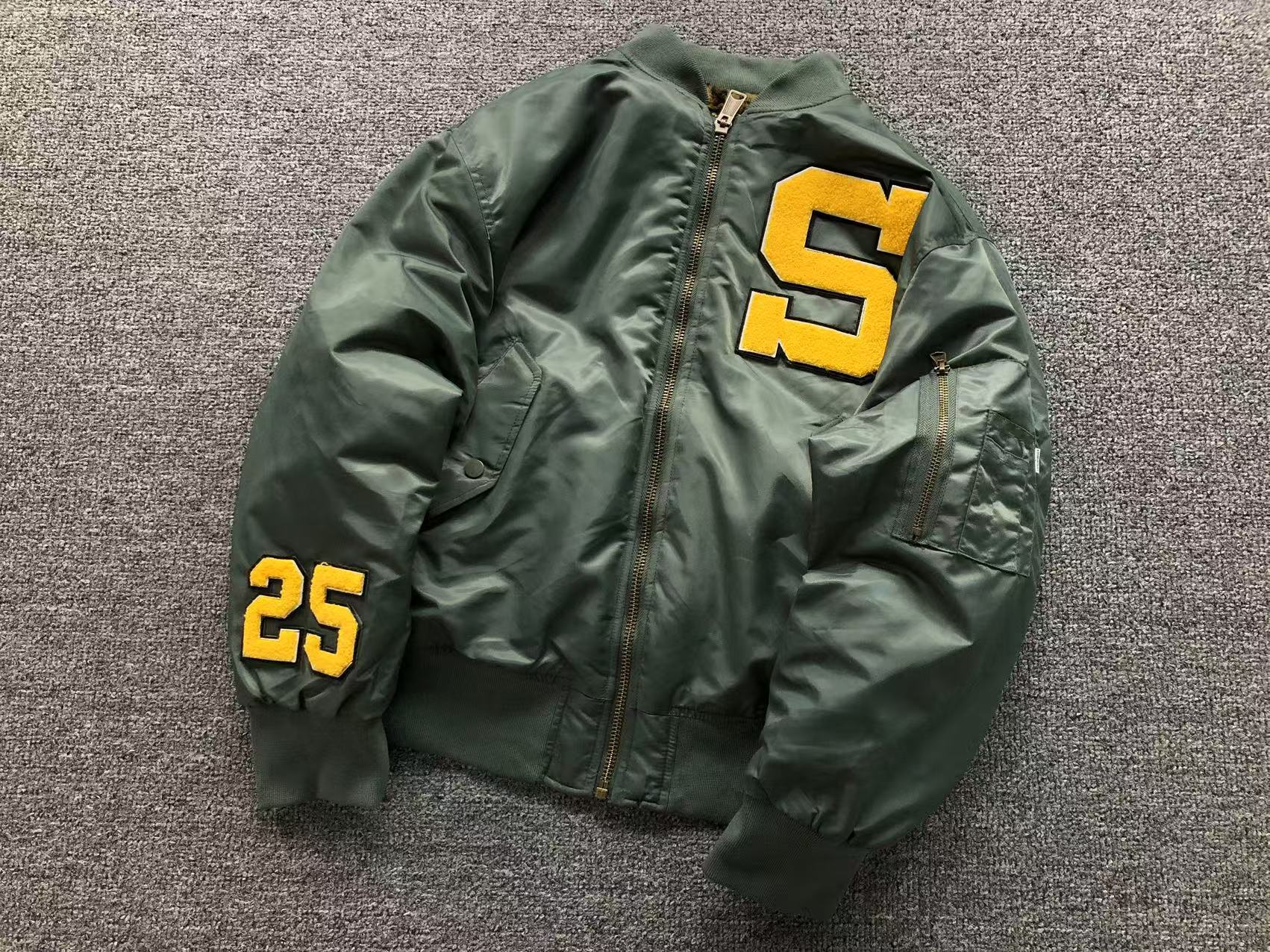 Jaqueta Reversible GoodEnoug x Supreme