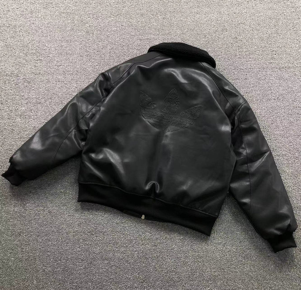 jaqueta Adidas preta de couro sintético