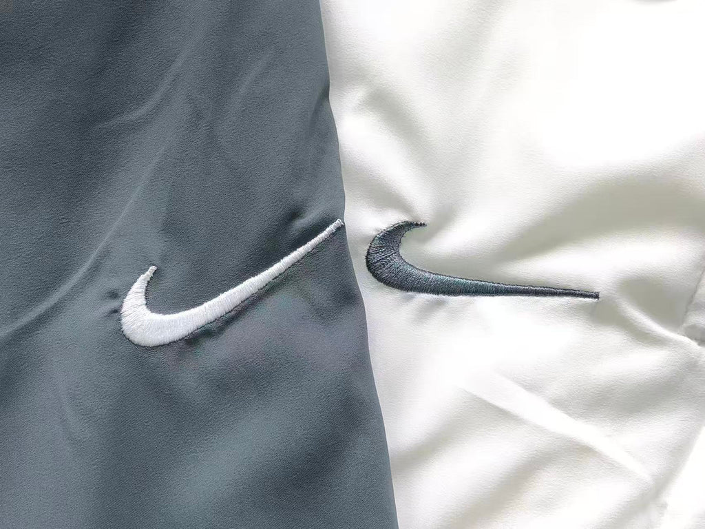 Calça colaboração Palace x Nike Total 90