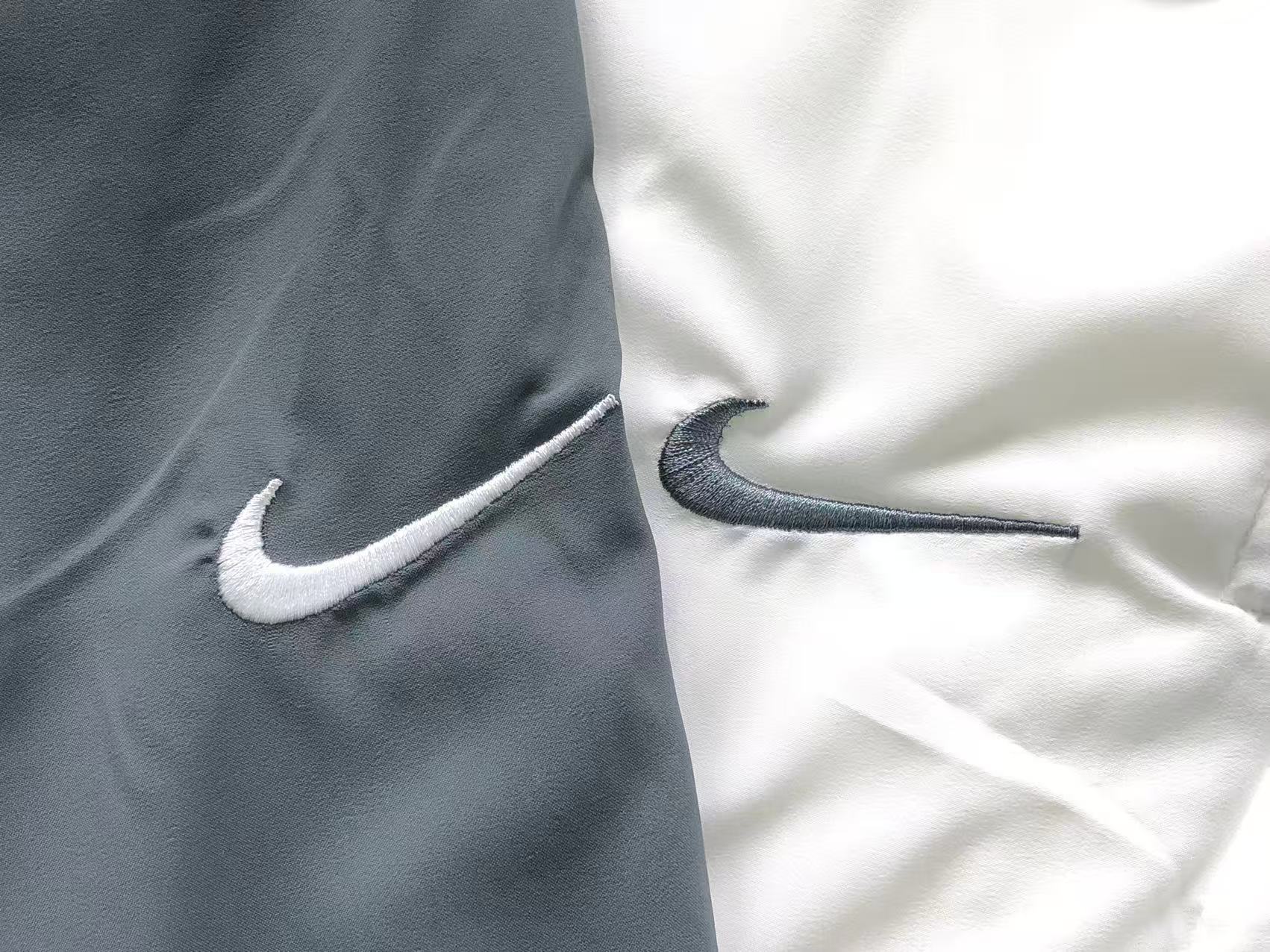Calça colaboração Palace x Nike Total 90