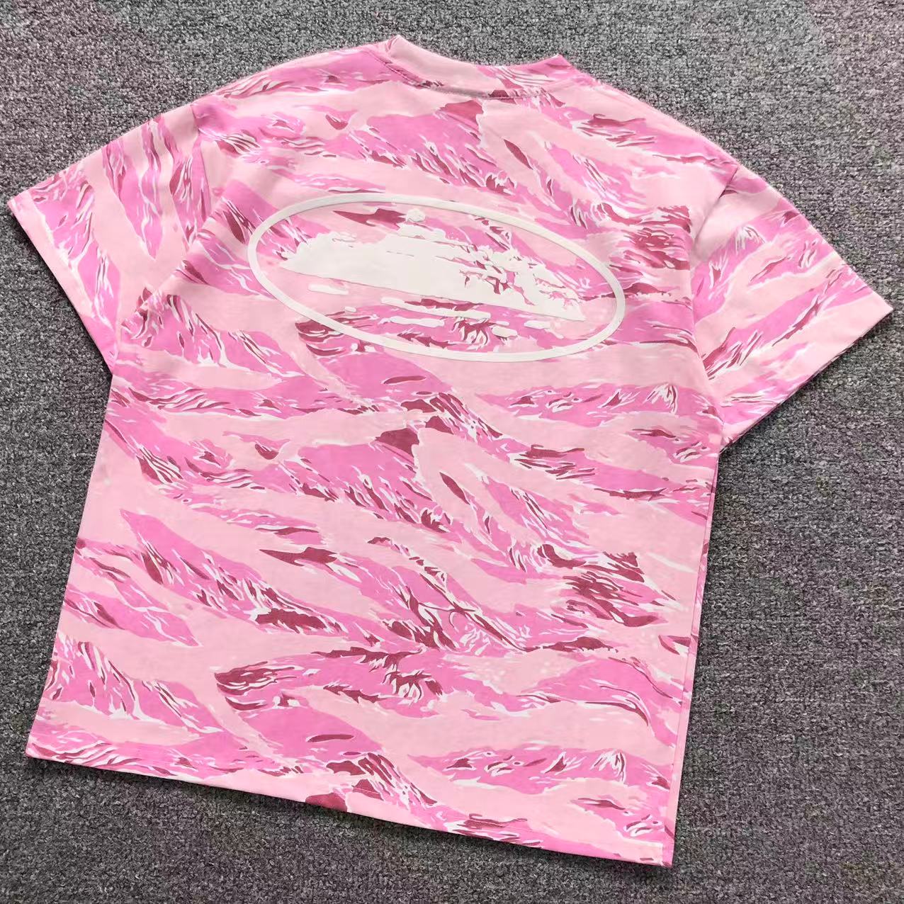 Camiseta Corteiz Island Puff Print T-Shirt Pink Tiger