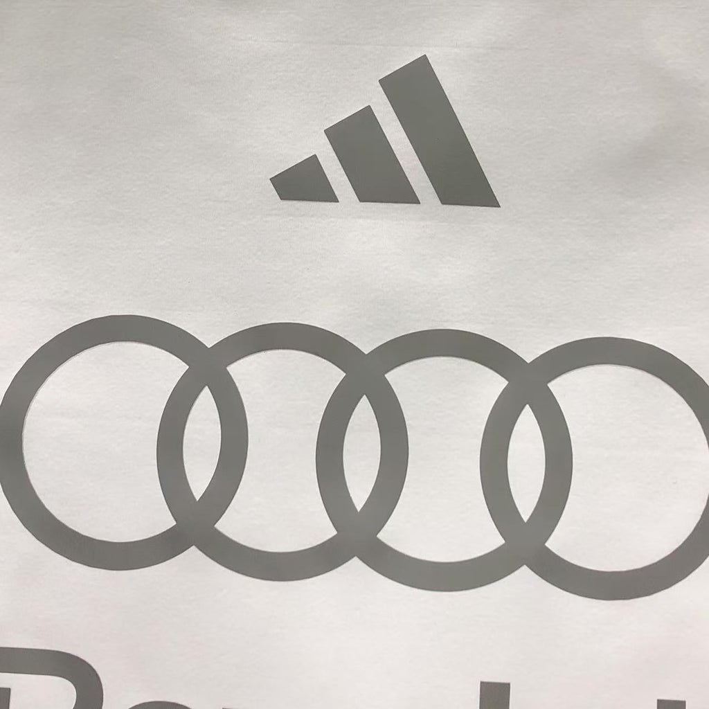 Jaqueta branca Adidas Audi Revolut F1