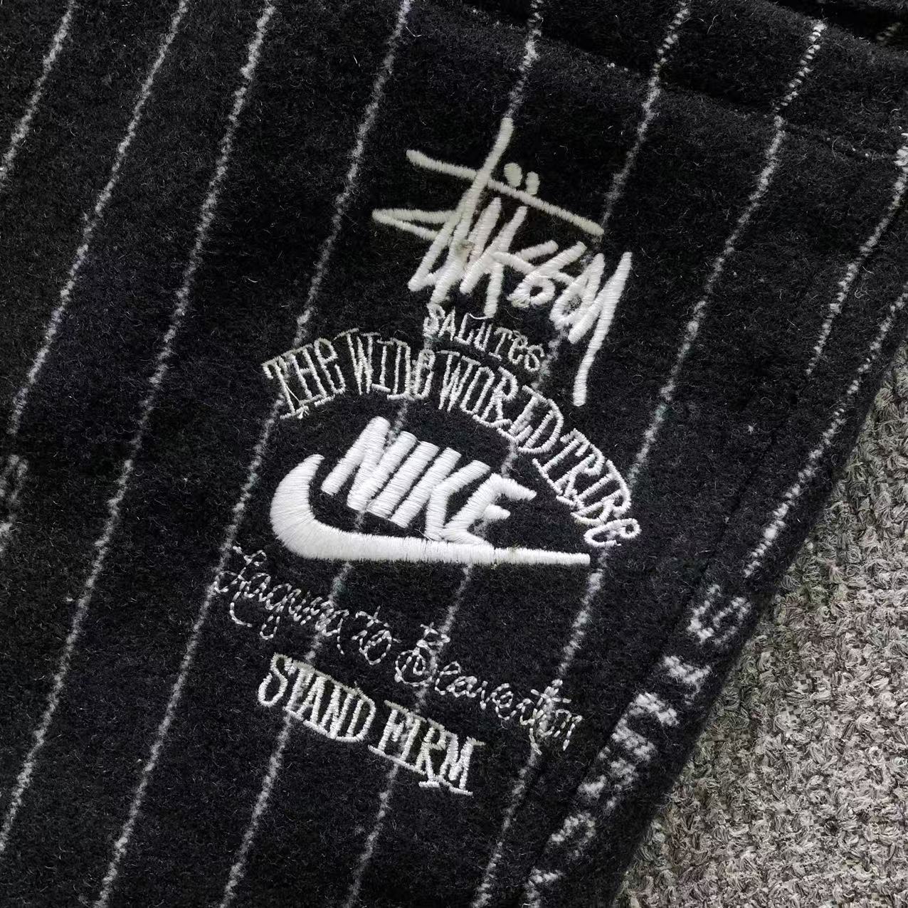 Calça Nike x Stüssy Striped Woo