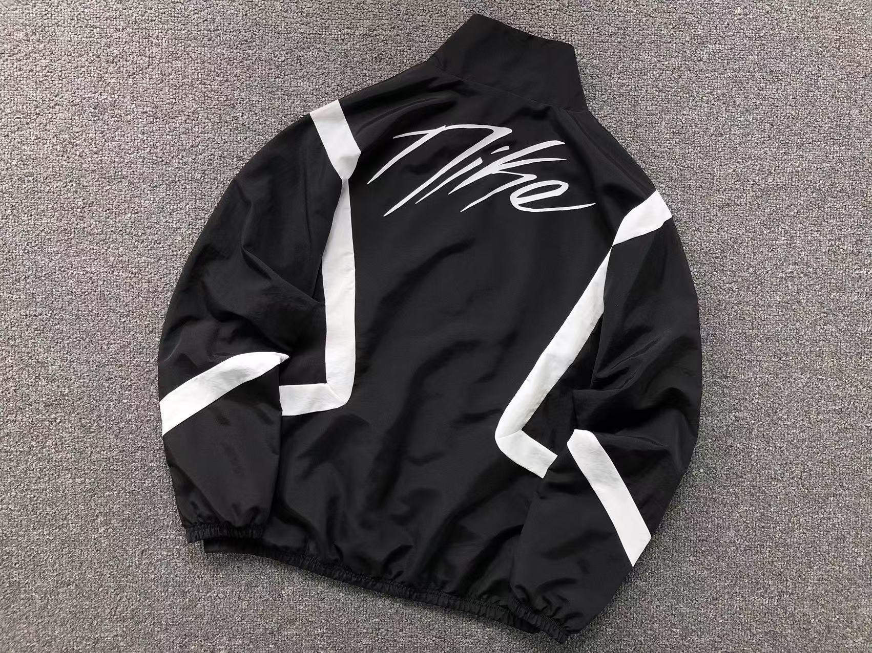 Jaqueta Nike Icon Woven