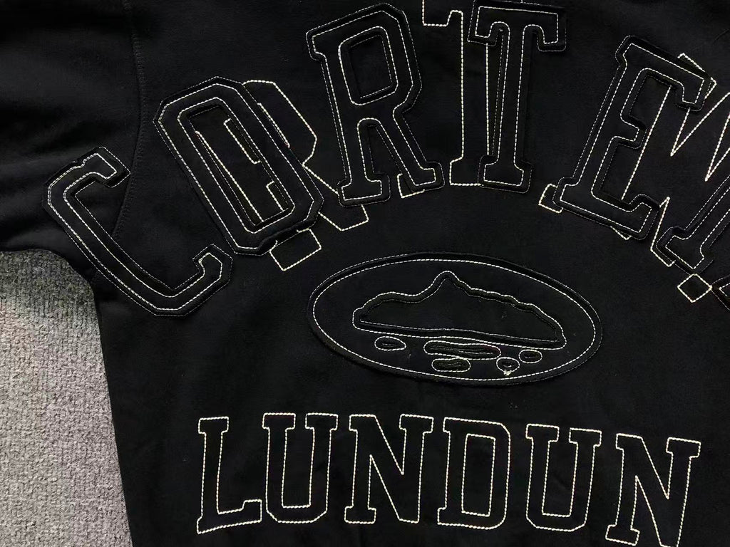 Blusa Corteiz blackout