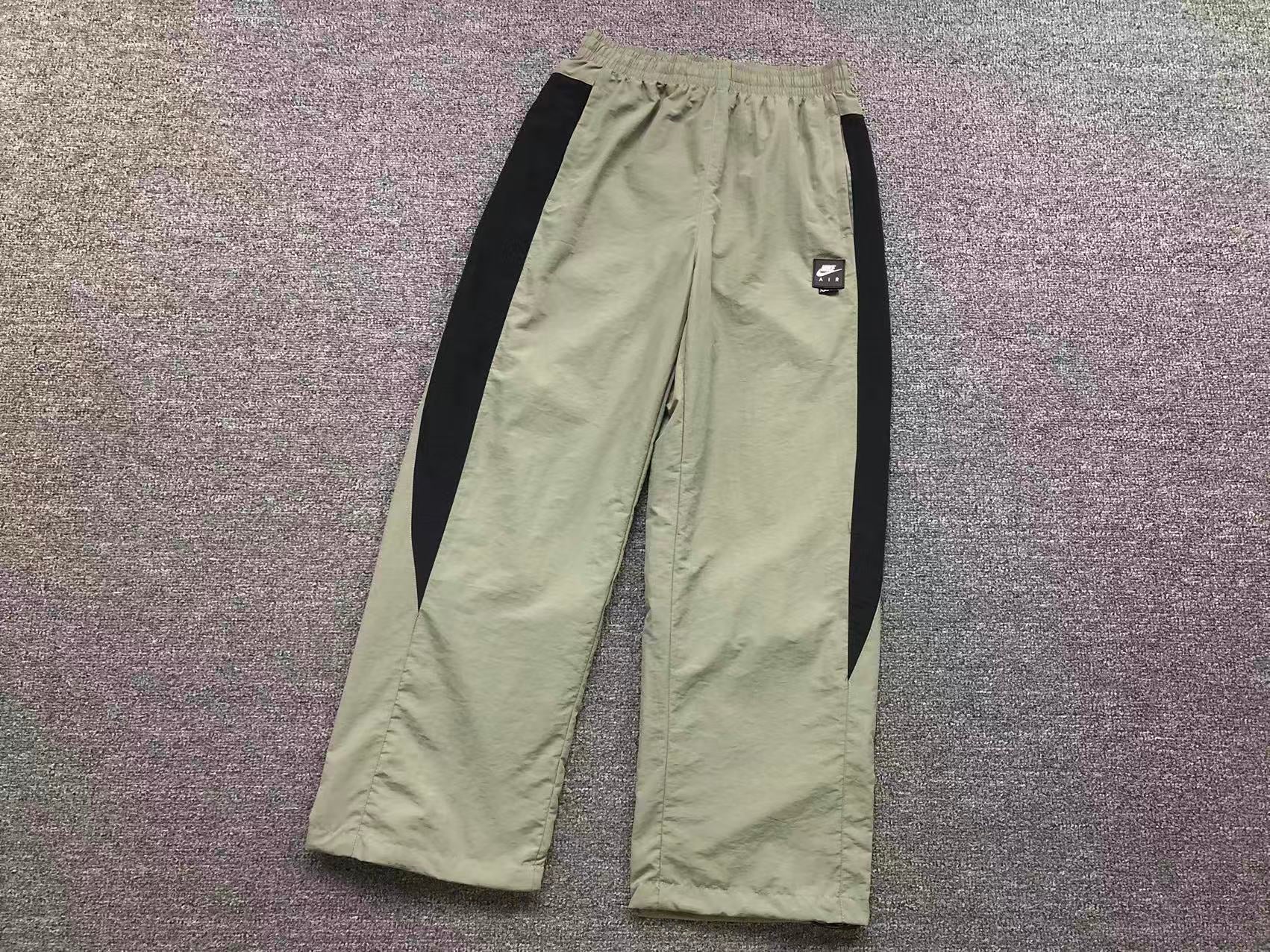 Calça Nike Air Woven Track