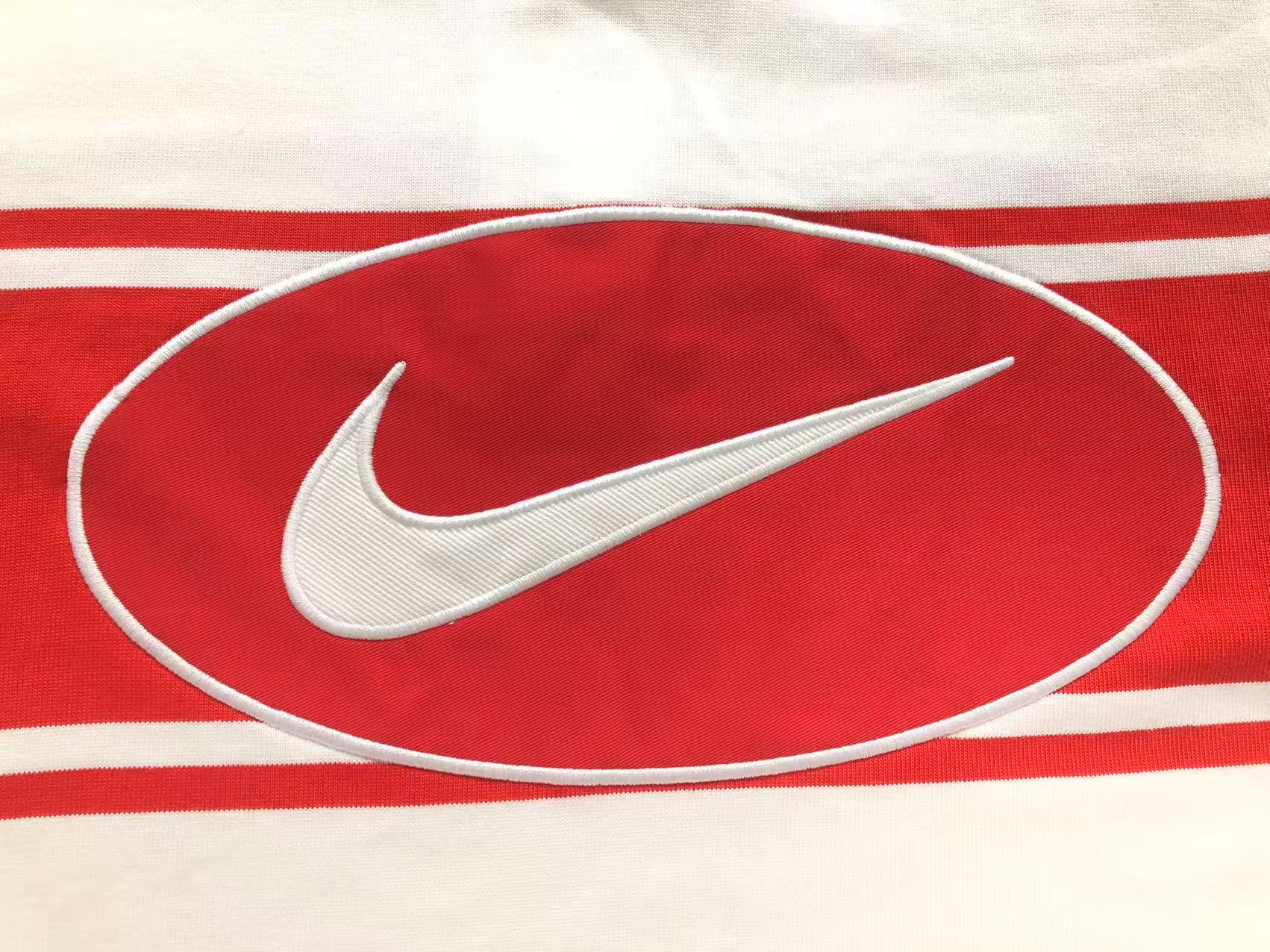camisa polo de rúgbi da colaboração Nike x Supreme
