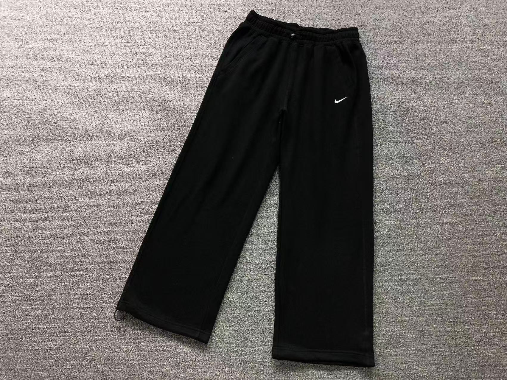 Calça corte reto Nike