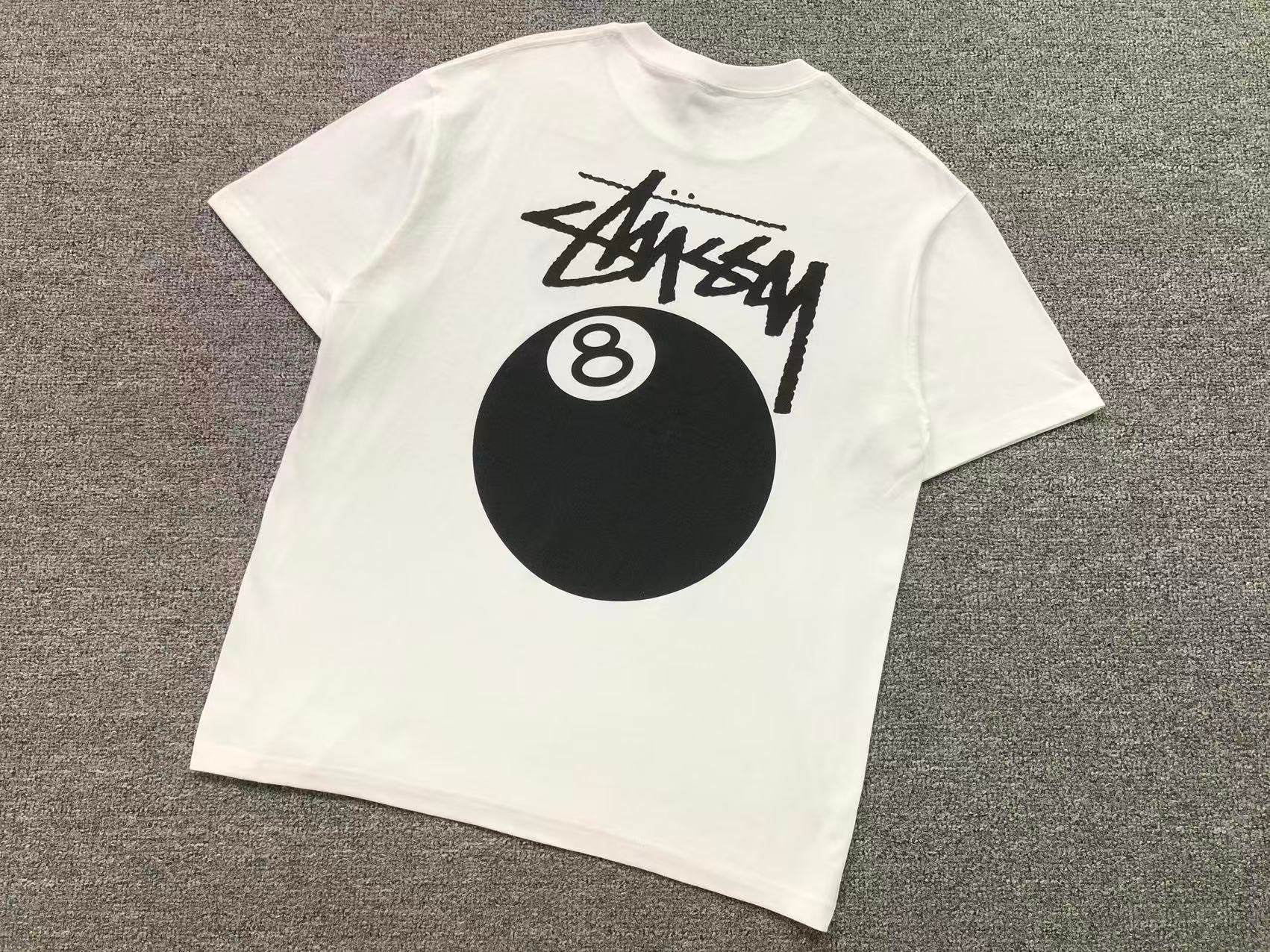 Camiseta Stussy Bola 8