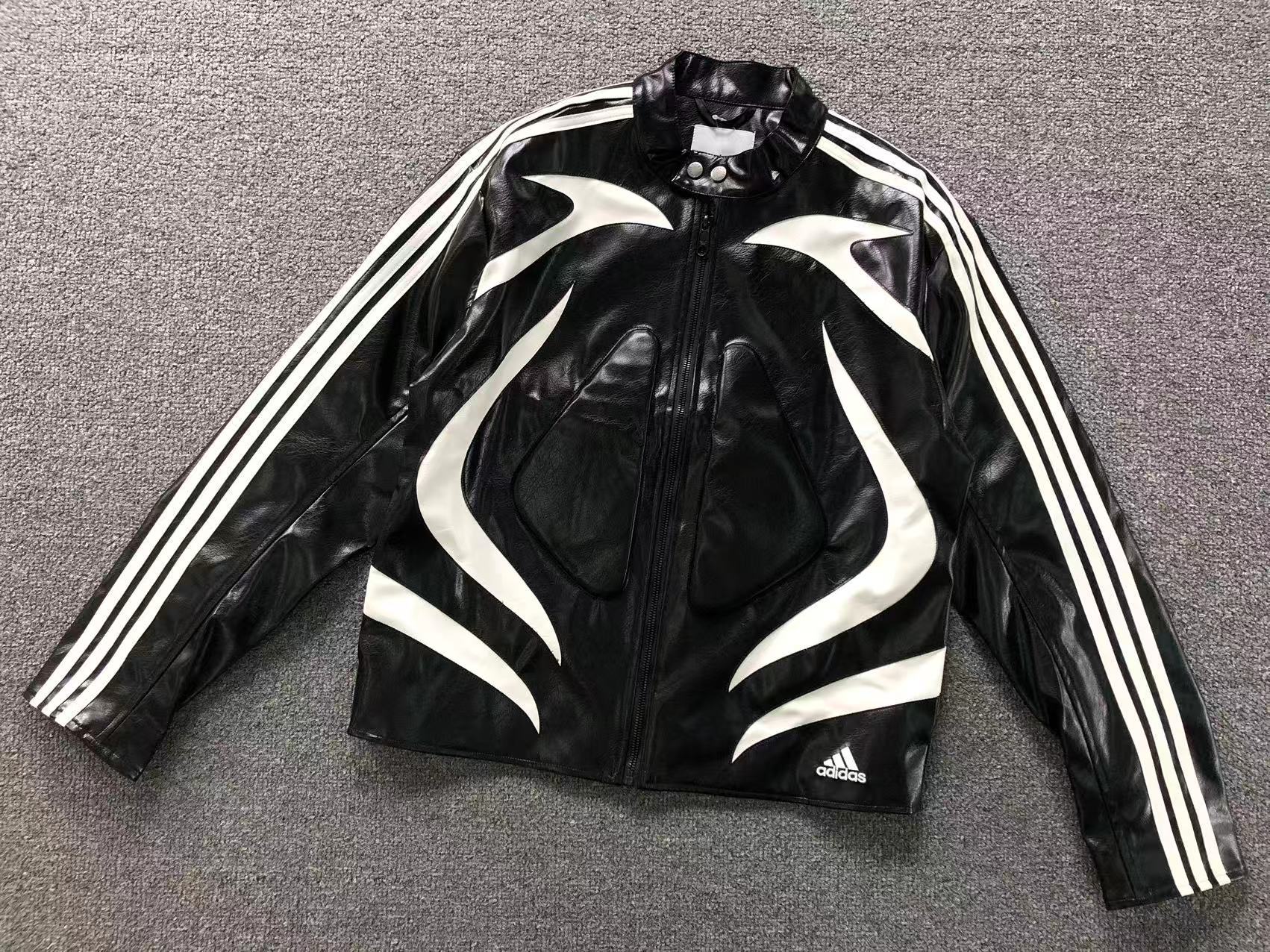 Jaqueta Adidas SNBN