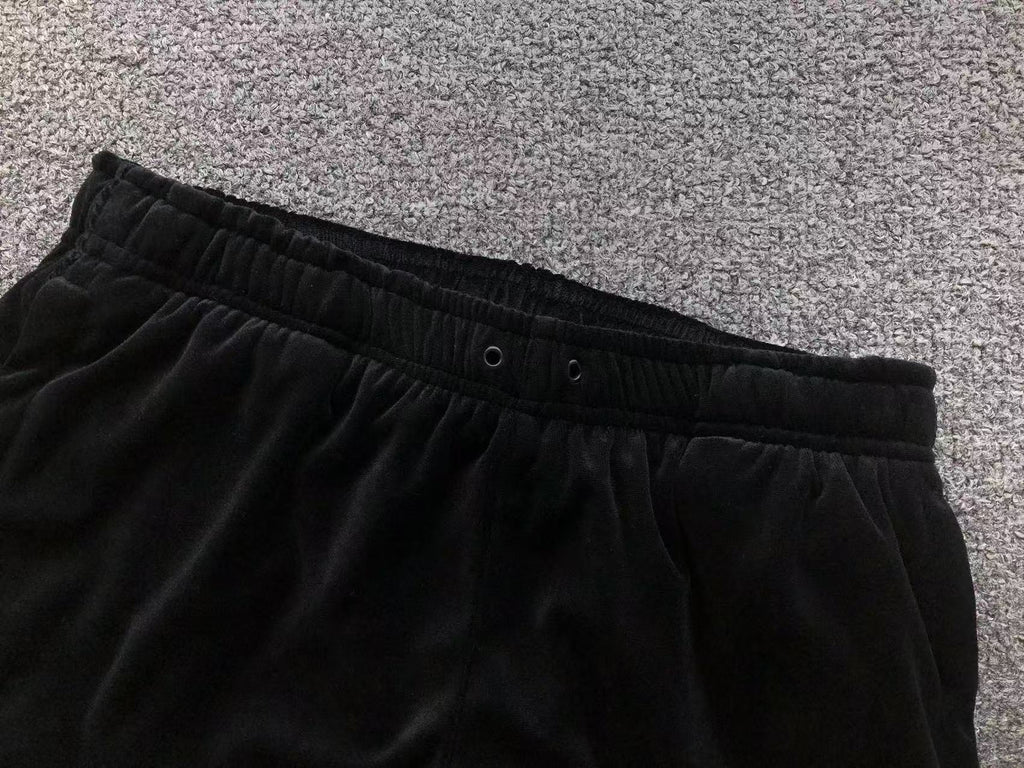 Calça de veludo Corteiz VVS Velour Jacket