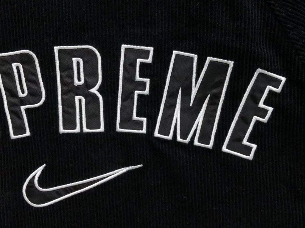 Jaqueta Supreme x Nike Arc Corduroy Hooded Jacket