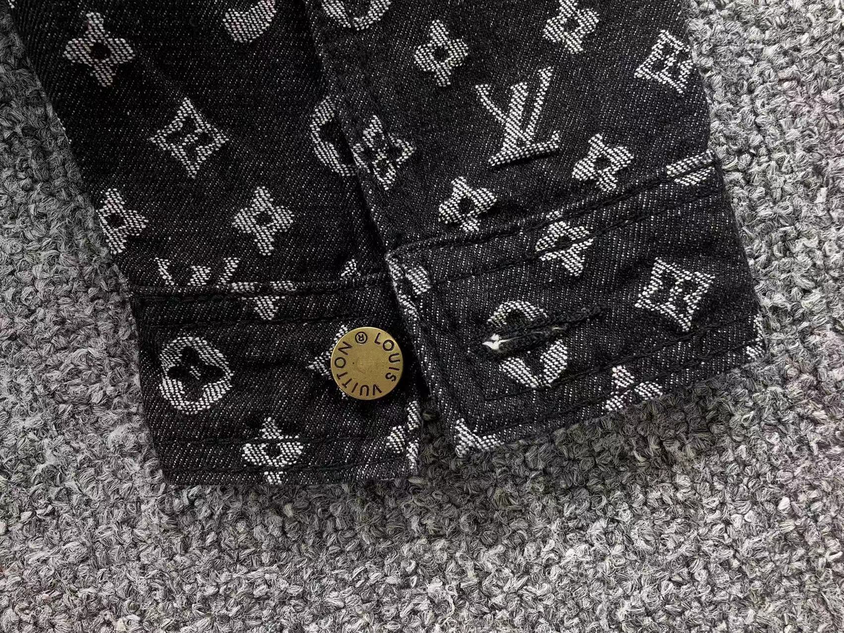 Jaqueta Louis Vuitton x Supreme Jacquard Denim Trucker Jacket