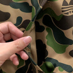Blusa BAPE x adidas Shark Track Hoodie verde camuflado