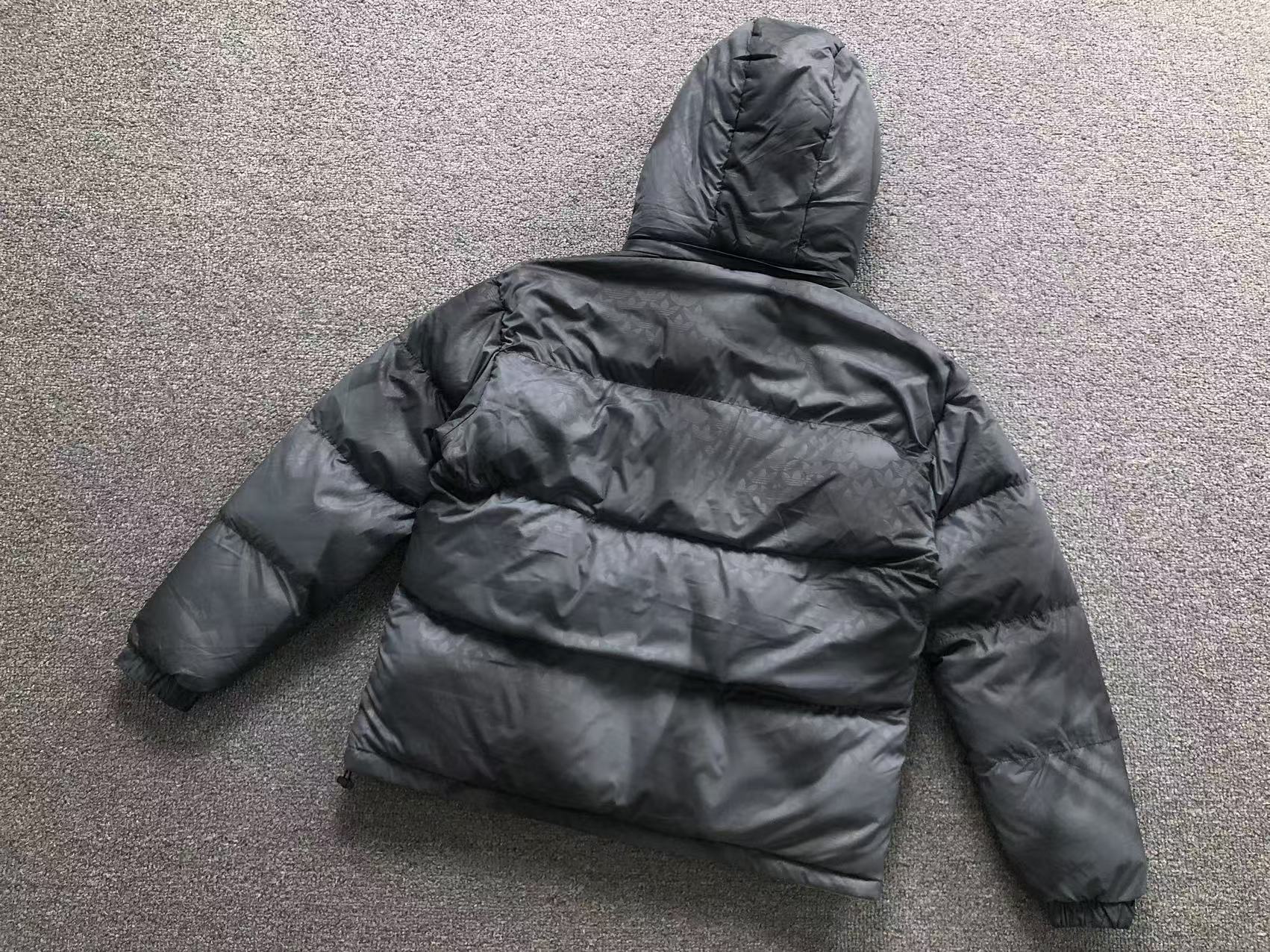 Jaqueta puffer Adidas R.Y.V