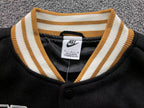 Jaqueta estilo varsity da Nike,