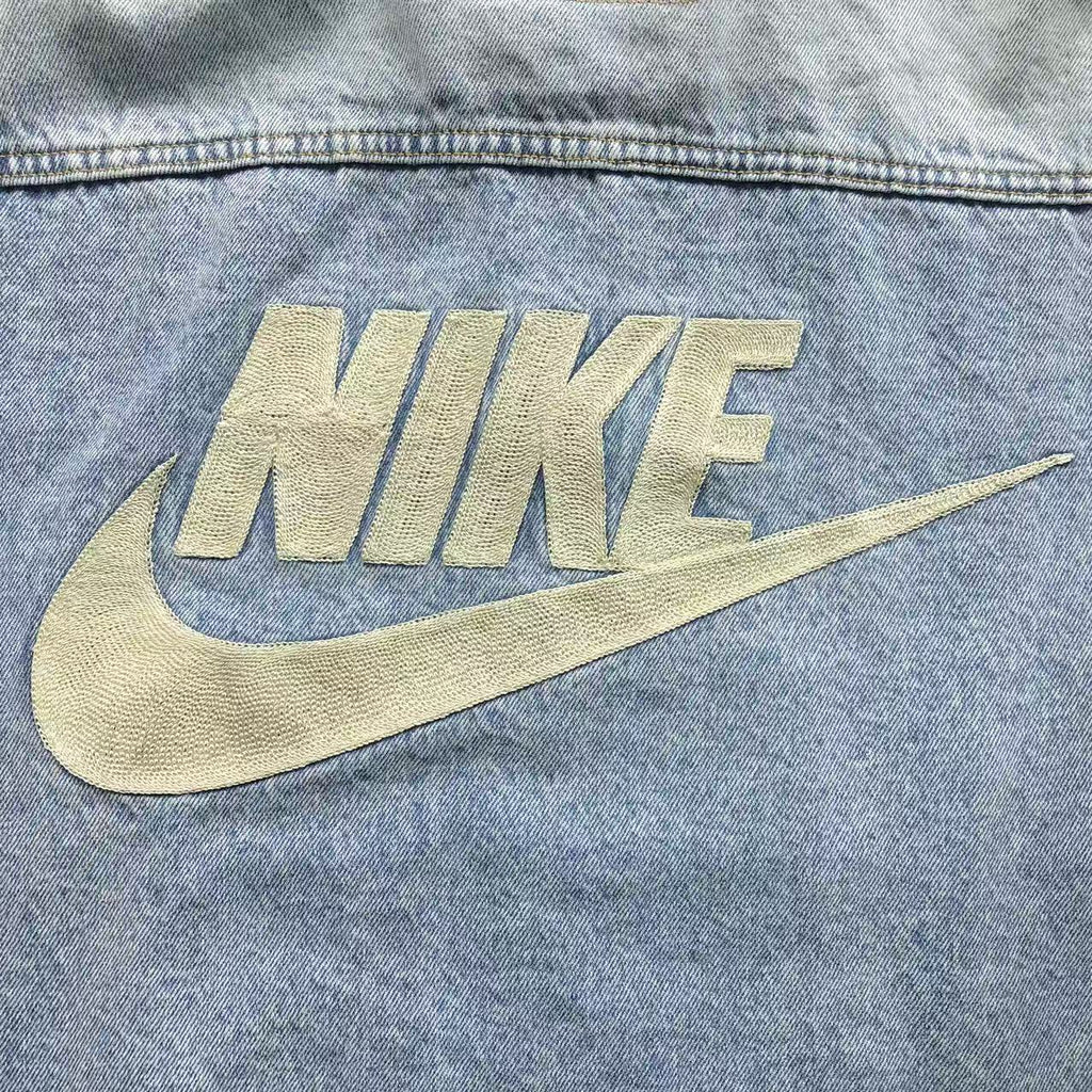 Blusa jeans Nike x Levi's