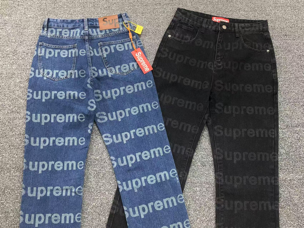 Calça Frayed Logos Regular Jean Supreme