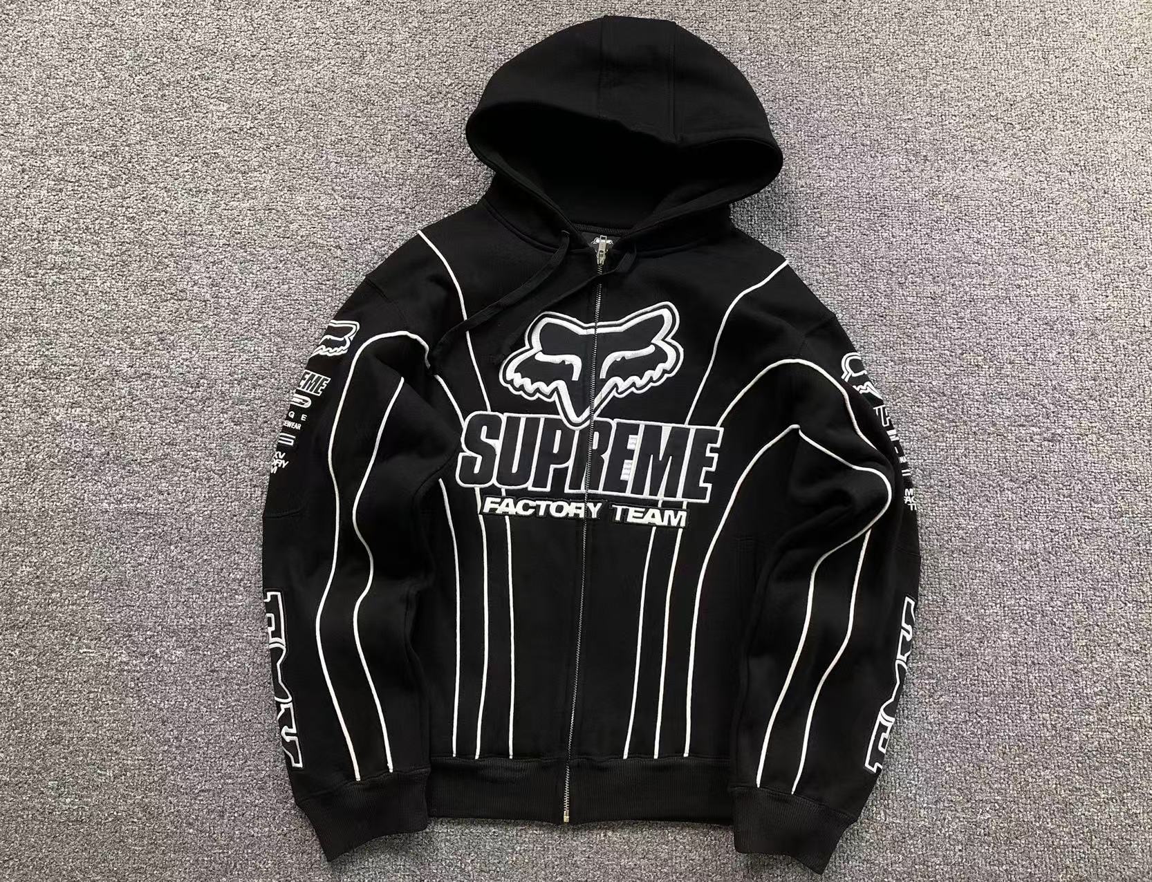 Moletom da colaboração Supreme x Fox Racing
