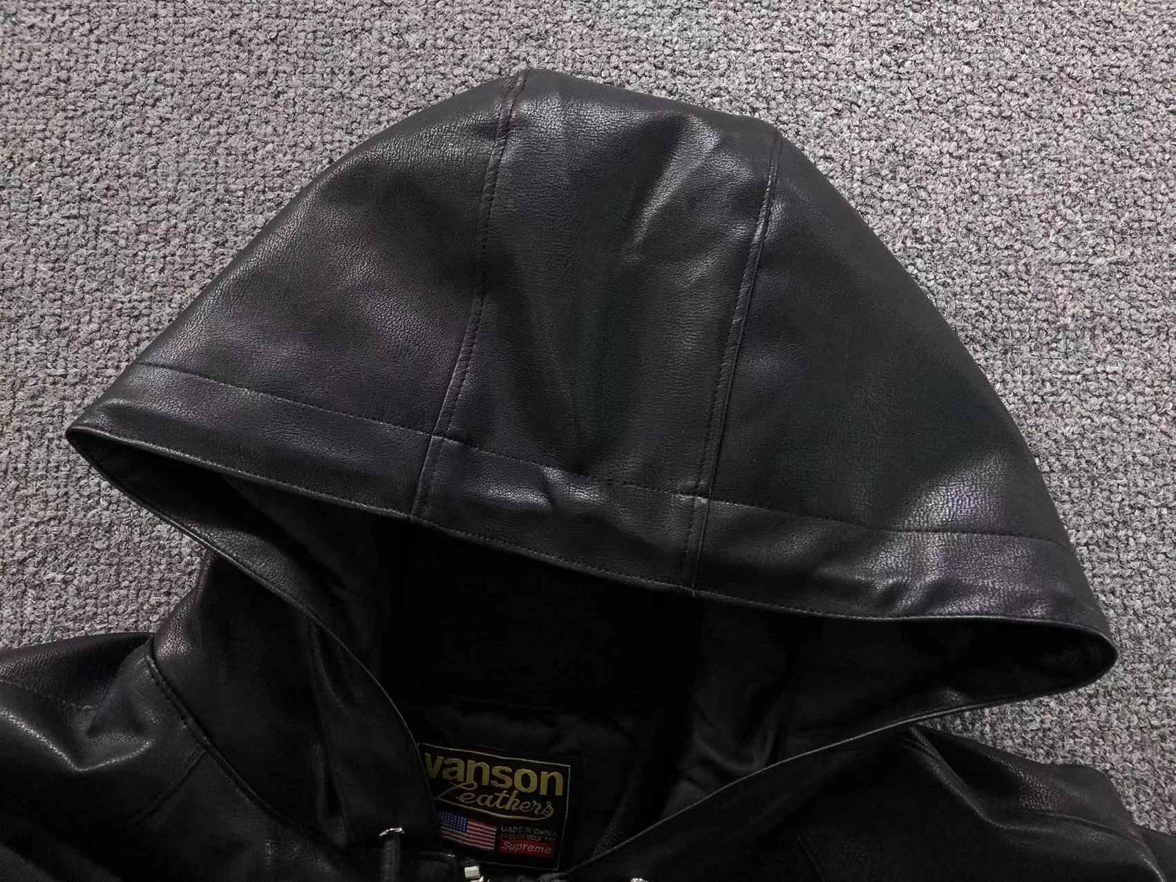Jaqueta Hooded Work Supreme x Vanson Leathers