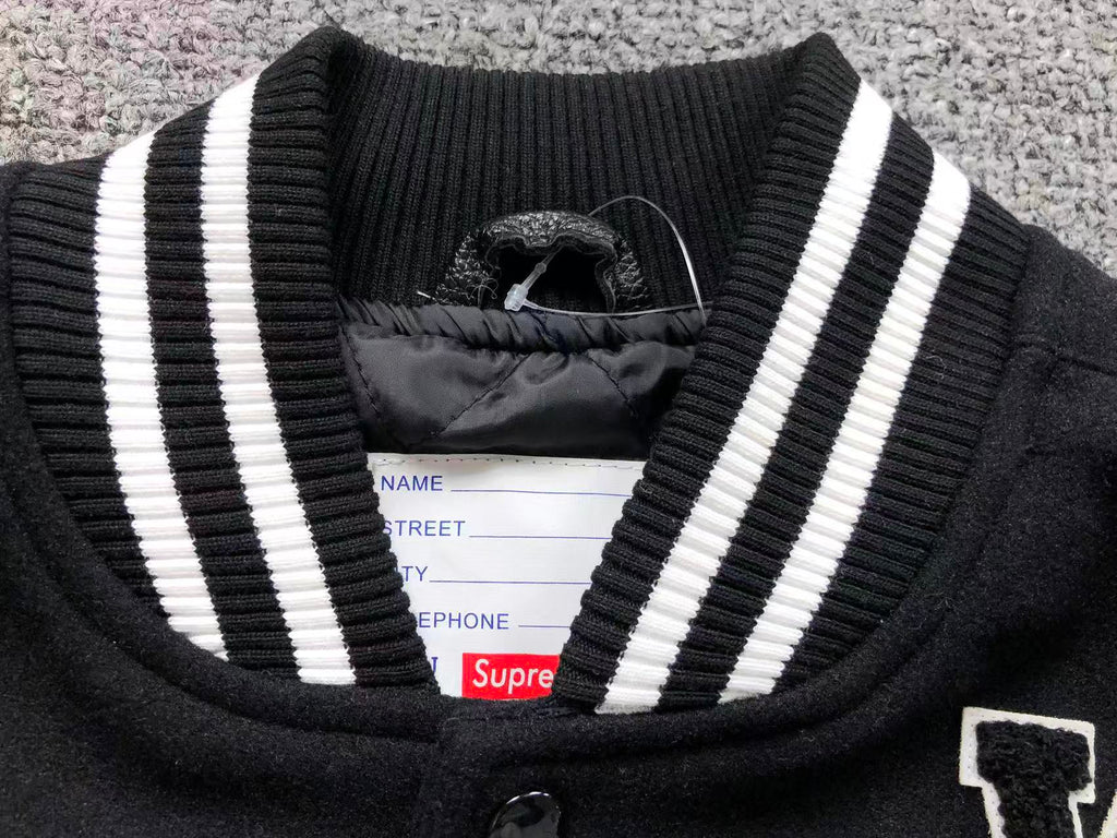 Jaqueta Supreme "Praises Varsity"