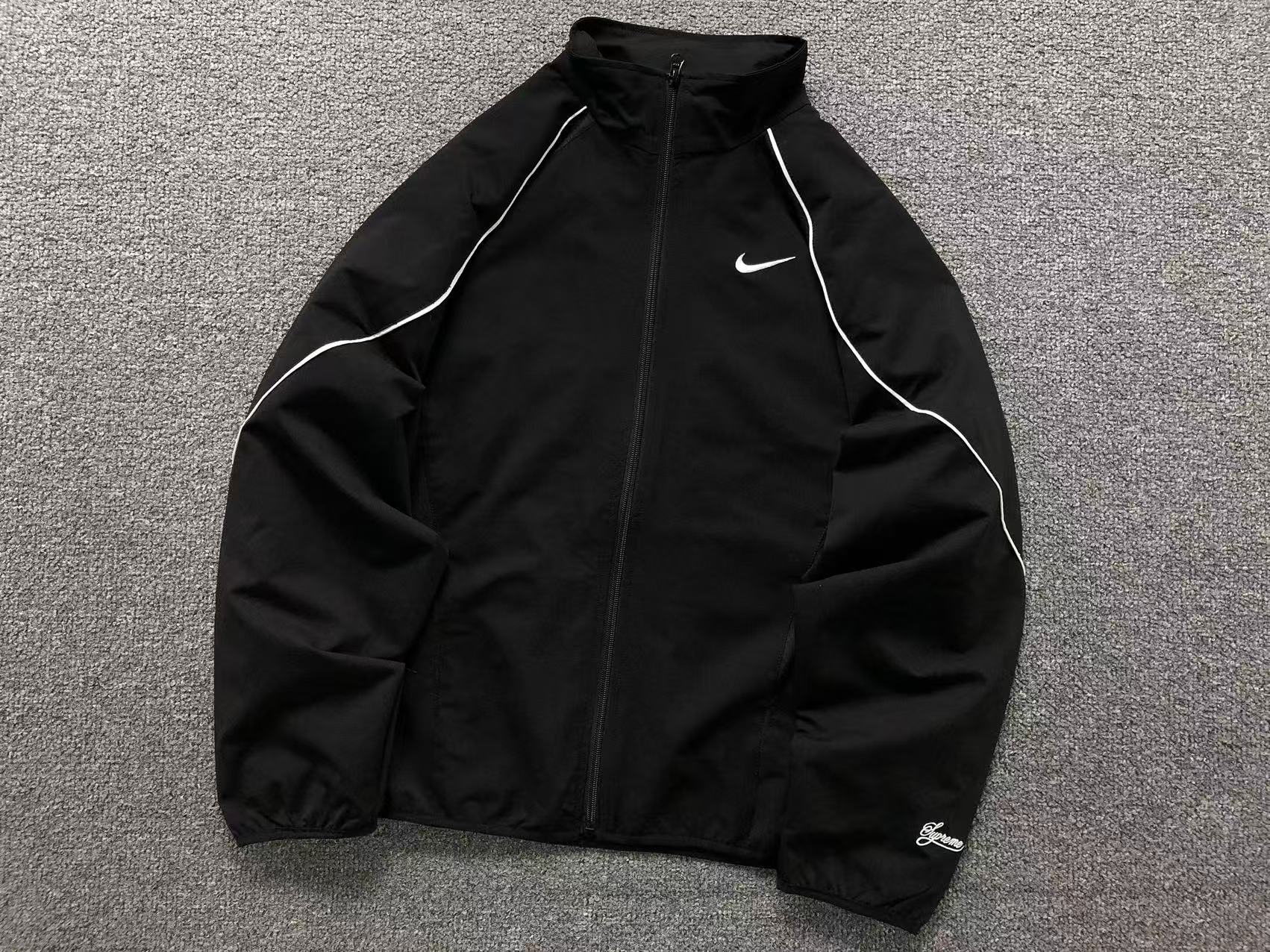 Blusa Nike x Supreme Track Suit
