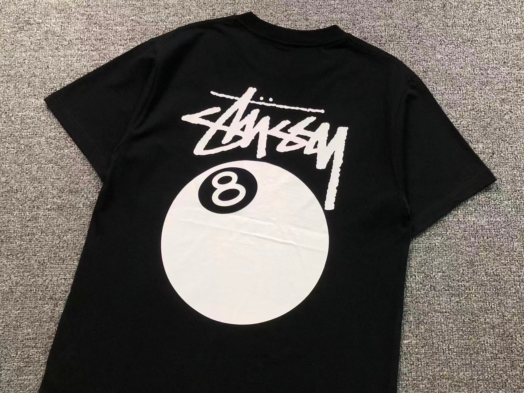 Camiseta Stussy Bola 8
