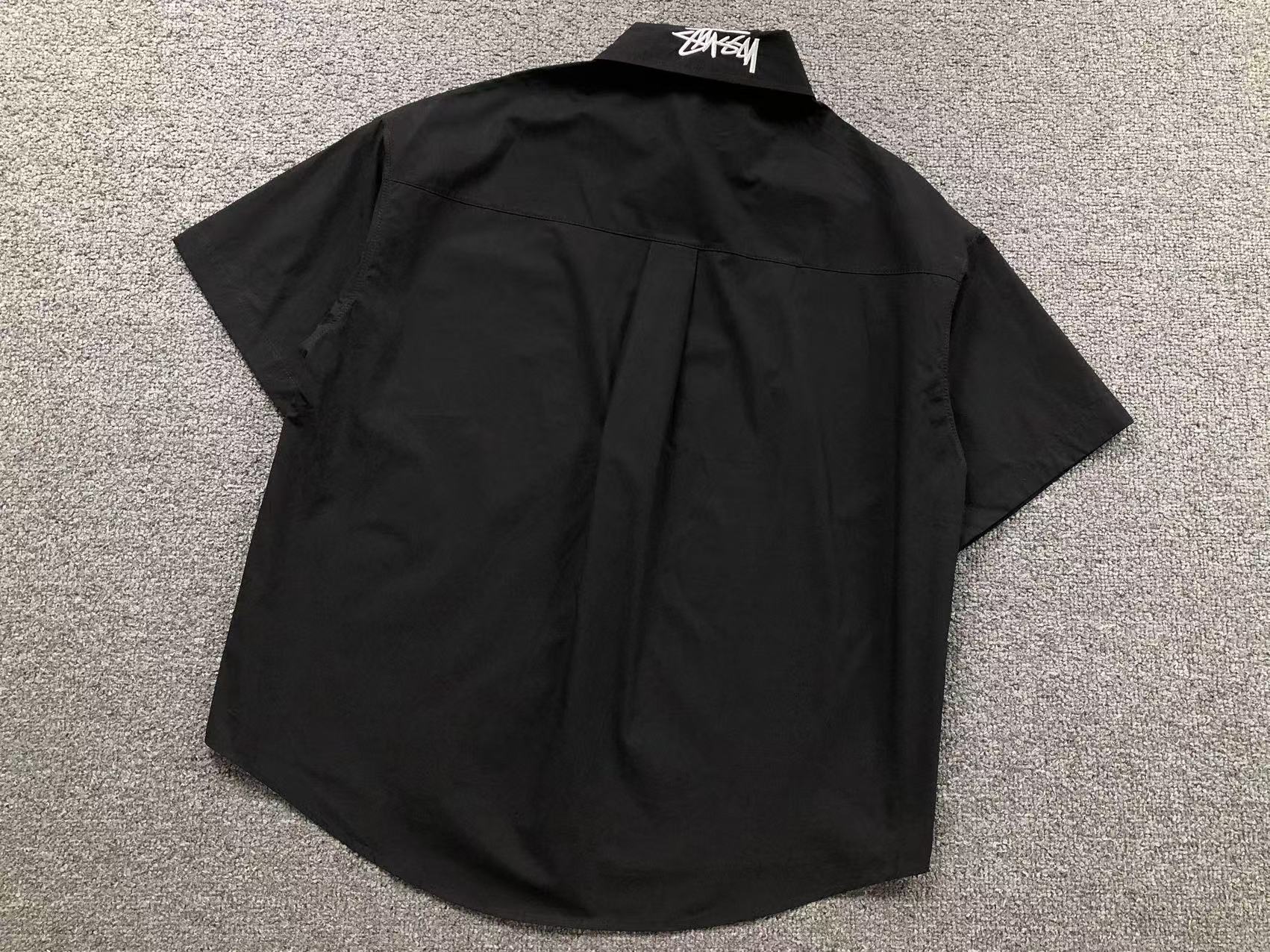 Camisa de manga curta da colaboração Nike x Stussy
