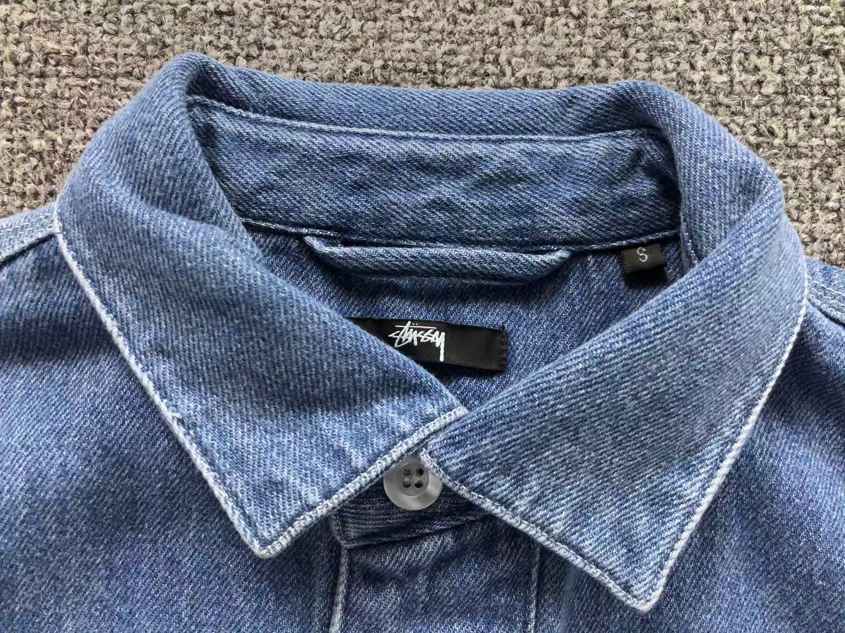 Camiseta jeans Stussy