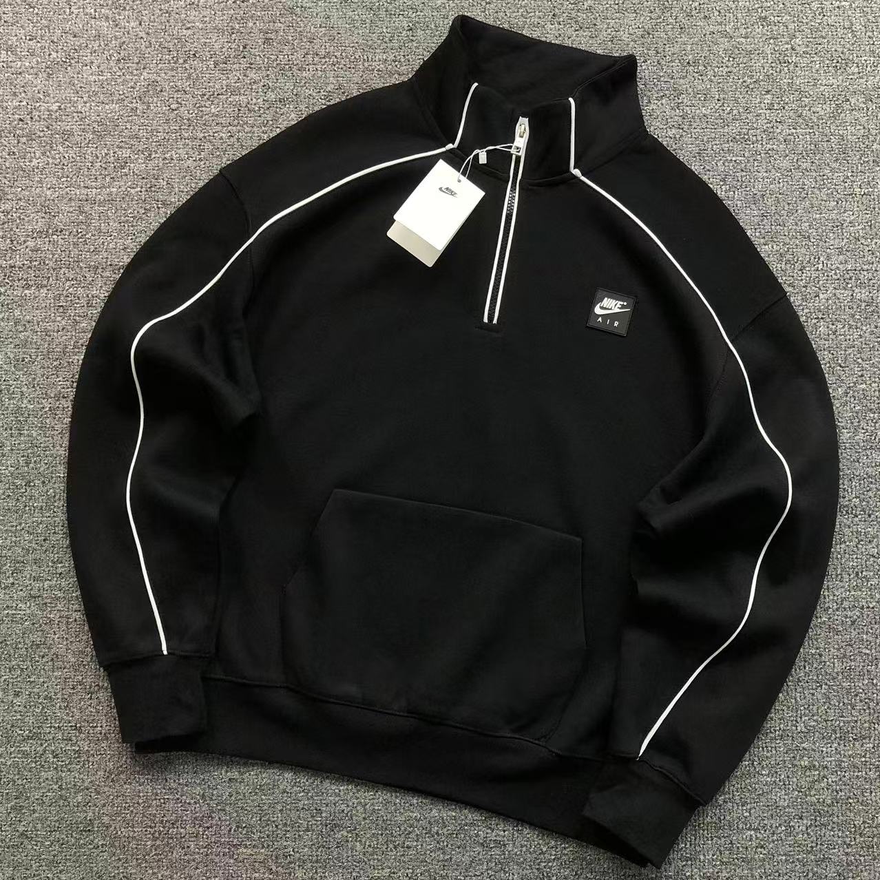 Blusa sweatshirt Nike Sportswear Air na cor