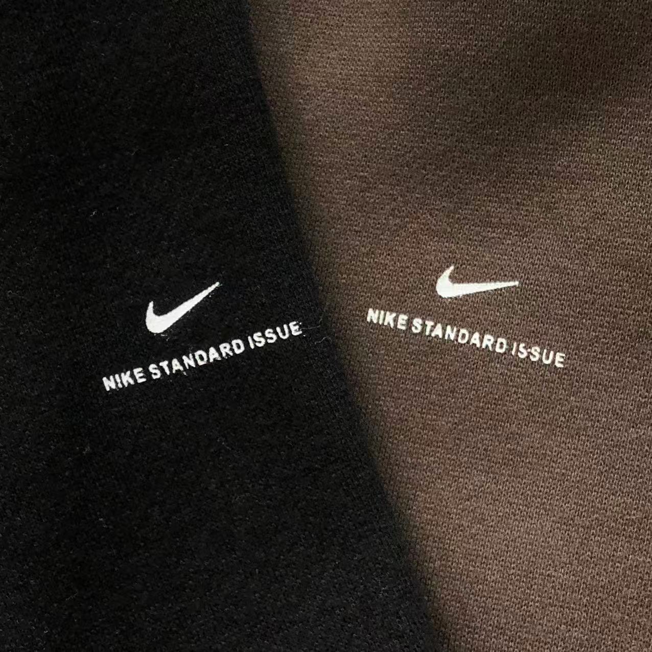 Blusa moletom Nike Solo Swoosh
