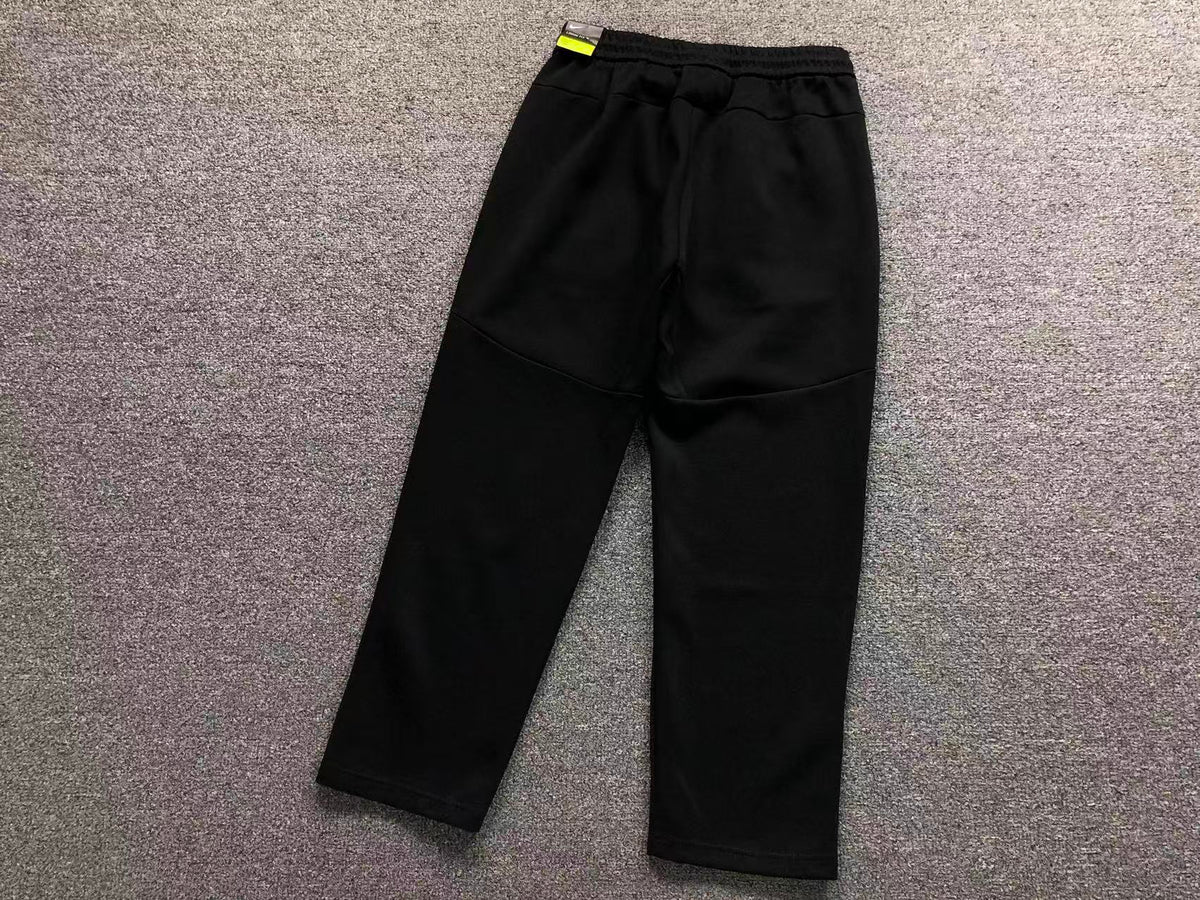 Calça Nike Sportswear Tech Fleece
