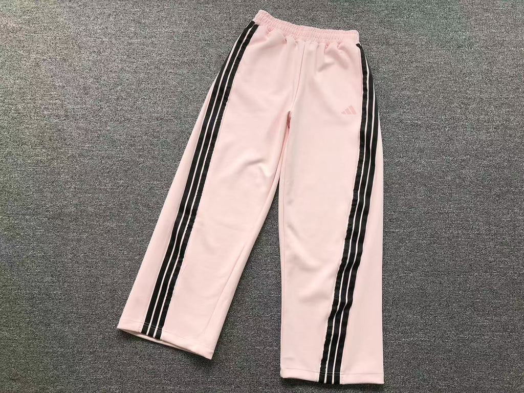 Calças Adidas corte de perna larga (wide-leg)