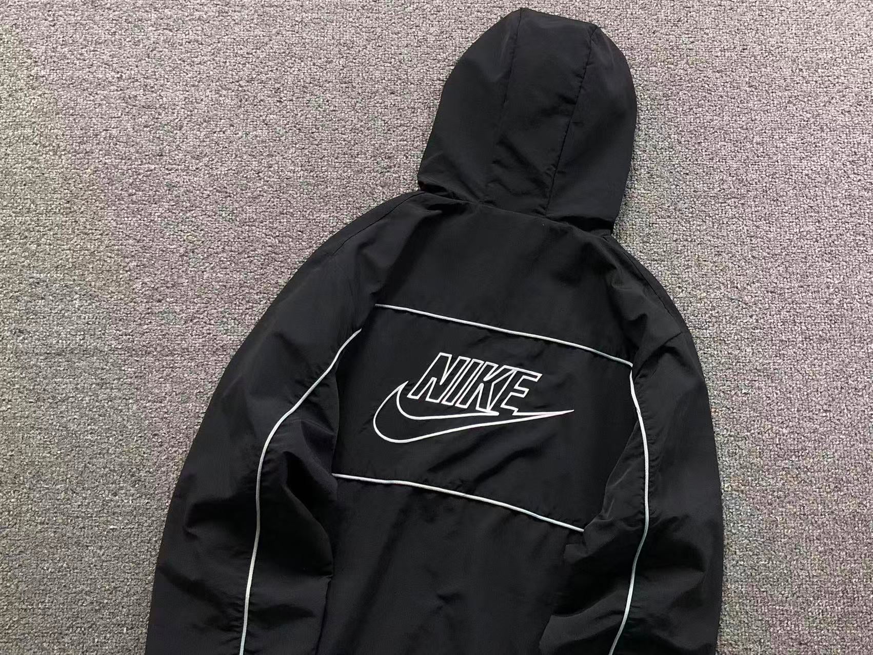 Jaqueta Nike Club Athlete