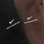 Calça moletom Nike Solo Swoosh
